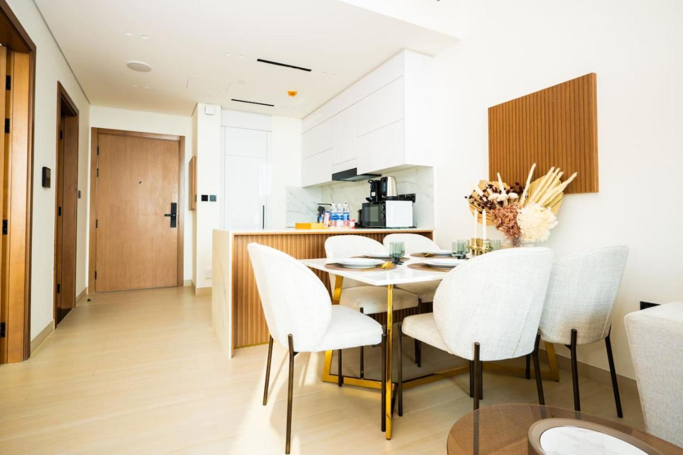 Apartment Luxury 1br On High Floor Jvc Dubai