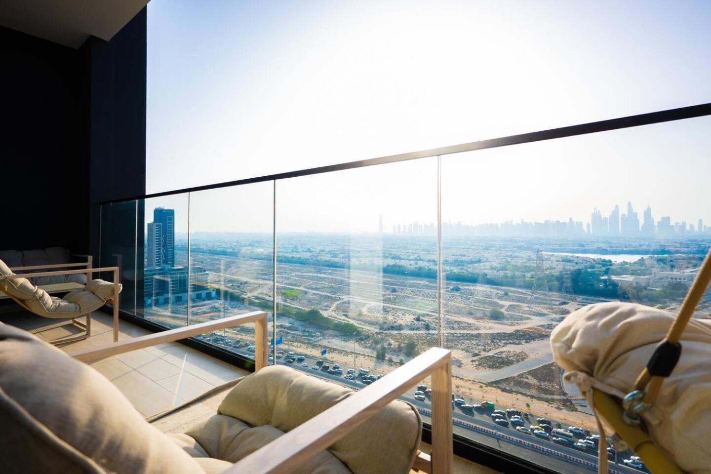 Apartment Luxury 1br On High Floor Jvc *