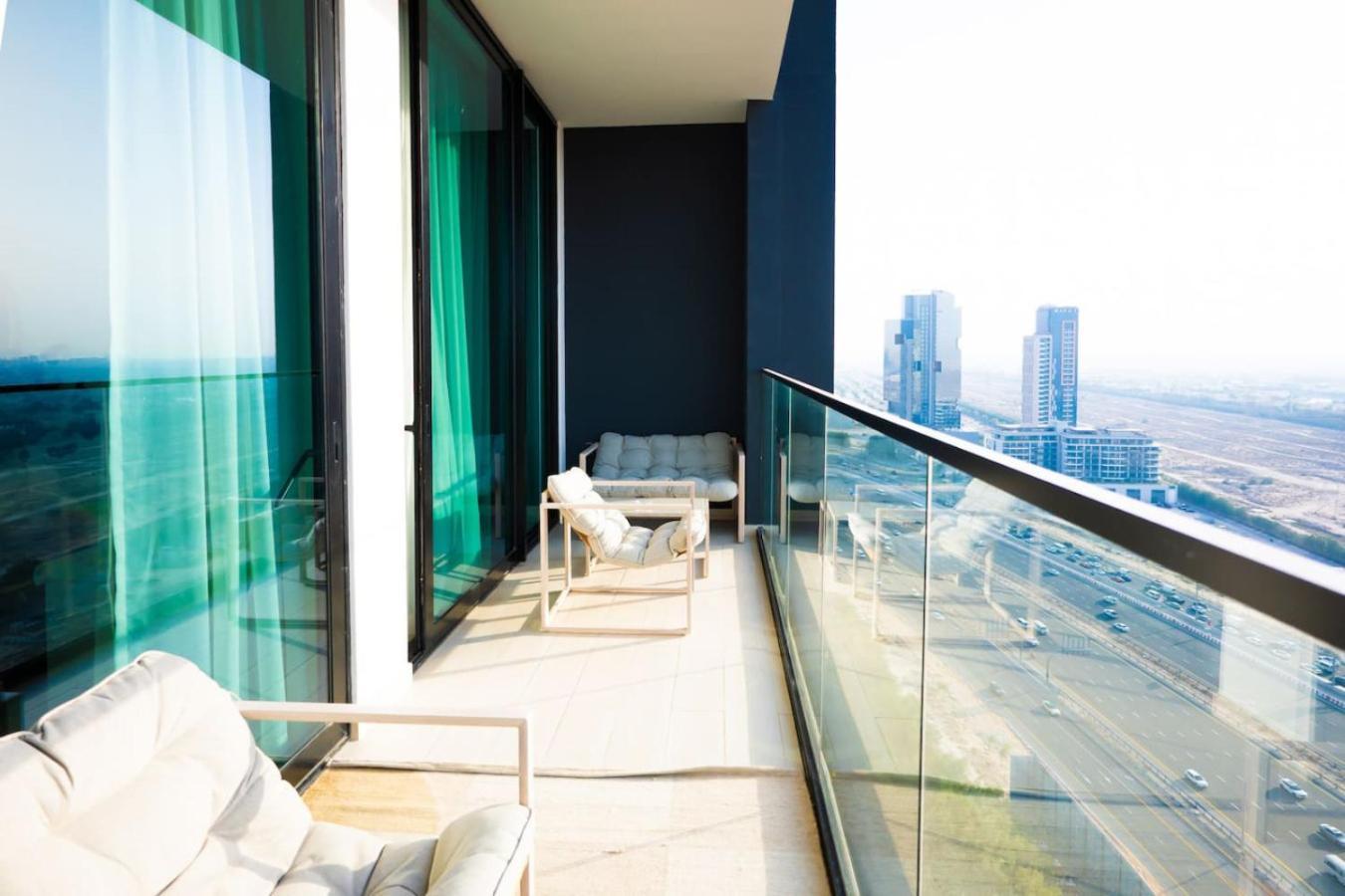 Luxury 1br On High Floor Jvc *